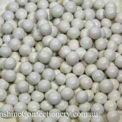 Lolliland White-Coloured Lollies White Chocolate Pearls 300g
