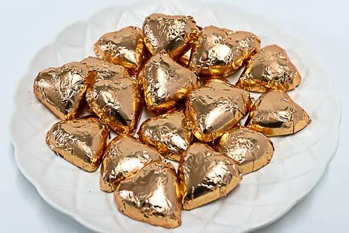 Paul's Confectionery Hearts - Milk Chocolate Hearts In Rose Gold Foil 1kg Chocolates - Milk, Dark & White