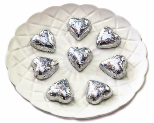 Chocolate Gems Hearts - Chocolate Hearts In Silver Foil (5kg Bulk)
