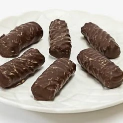 Ricci Licorice / Aniseed Black Licorice Short Twists Coated In Milk Chocolate