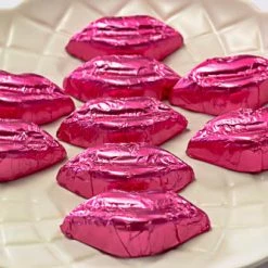 Chocolate Gems Kisses - Milk Chocolate Lips In Pink Foil 400g Chocolates - Milk, Dark & White