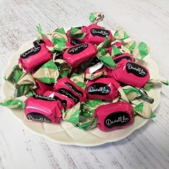 Sunshine Confectionery Outlet Peppermint Cream Chocolates - Darrell Lea 1kg MINTS & Mint-Flavoured Lollies