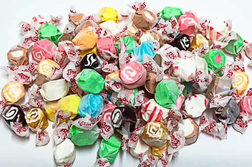 Taffy Town Saltwater Taffy - Assorted 1kg Candy, LOLLIES & Confectionery
