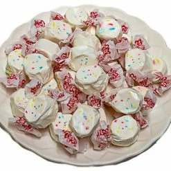 Taffy Town Saltwater Taffy - Frosted Cupcake Candy, LOLLIES & Confectionery